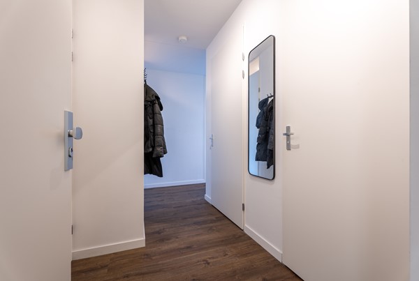 Medium property photo - Jaap van der Hoekplaats 76, 3067 AD Rotterdam